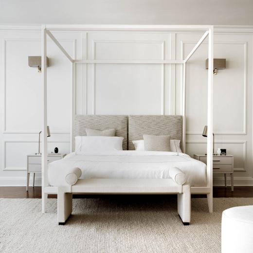 Letto Aspen Canopy a baldacchino Tosconova con rivestimento Dedar Atlas R02 e struttura con finitura opaco 02 foto frontale