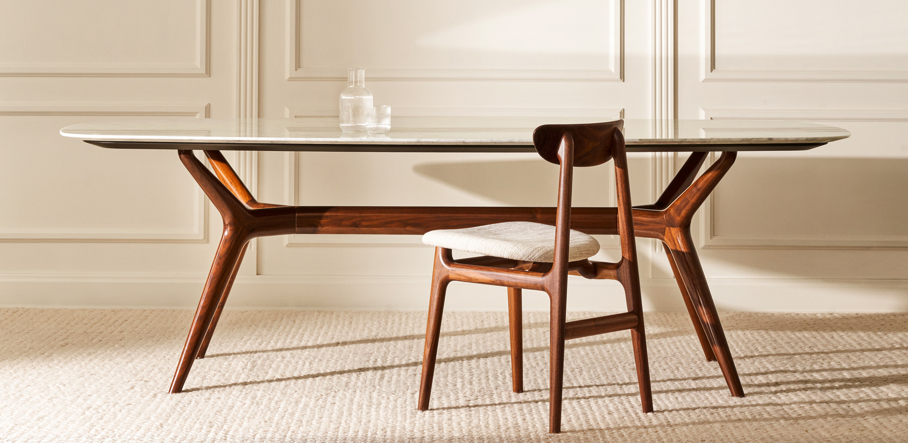 Zoe table and Forty two chair in solid Canaletto walnut